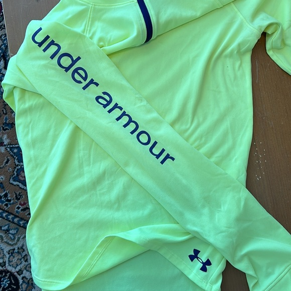 Under Armour 1/4 zip - Picture 3 of 4